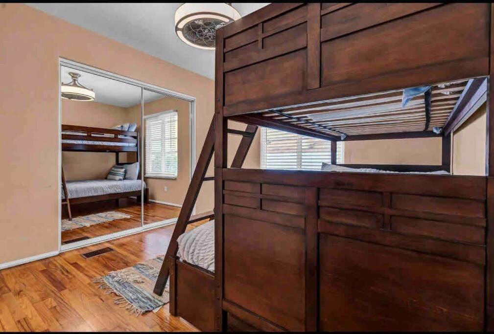 Casa de férias Rustic Coastal Retreat In Sunset Cliffs Three Beds & Two Baths *