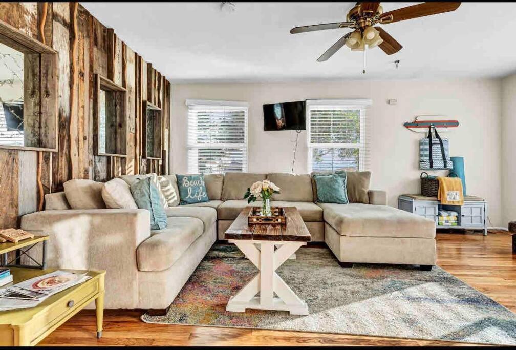 Casa de férias Rustic Coastal Retreat In Sunset Cliffs Three Beds & Two Baths